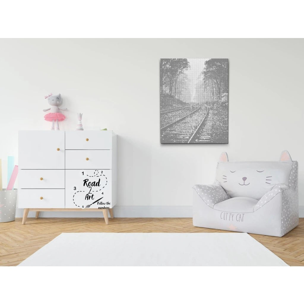 Punktmalerei Leinwand mit Eisenbahnschienen im Nebel